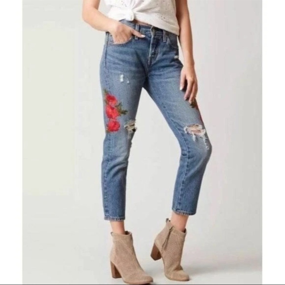 Levi’s 501 Rose Embroidered Distressed Button-fly Cropped Jeans 26